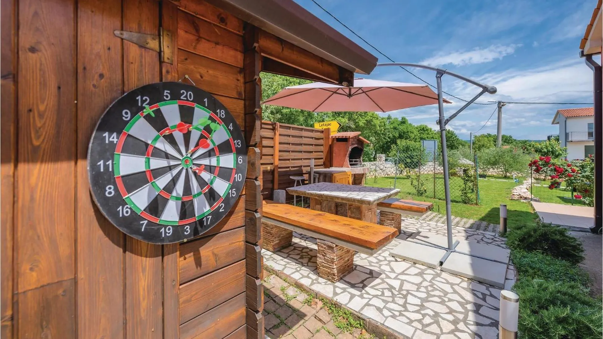 3 Bedroom Nice Home In Labin Rasa Holiday home